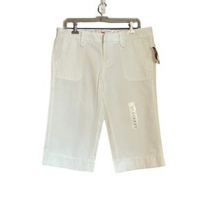 NWT! Roxy white capris size 11